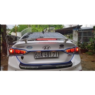 Đuôi gió,Đuôi Cá,Cánh Gió thể thao cao Mẫu Có Đèn lắp cho dòng xe Sedan HÀNG LOẠI 1 Cao Cấp