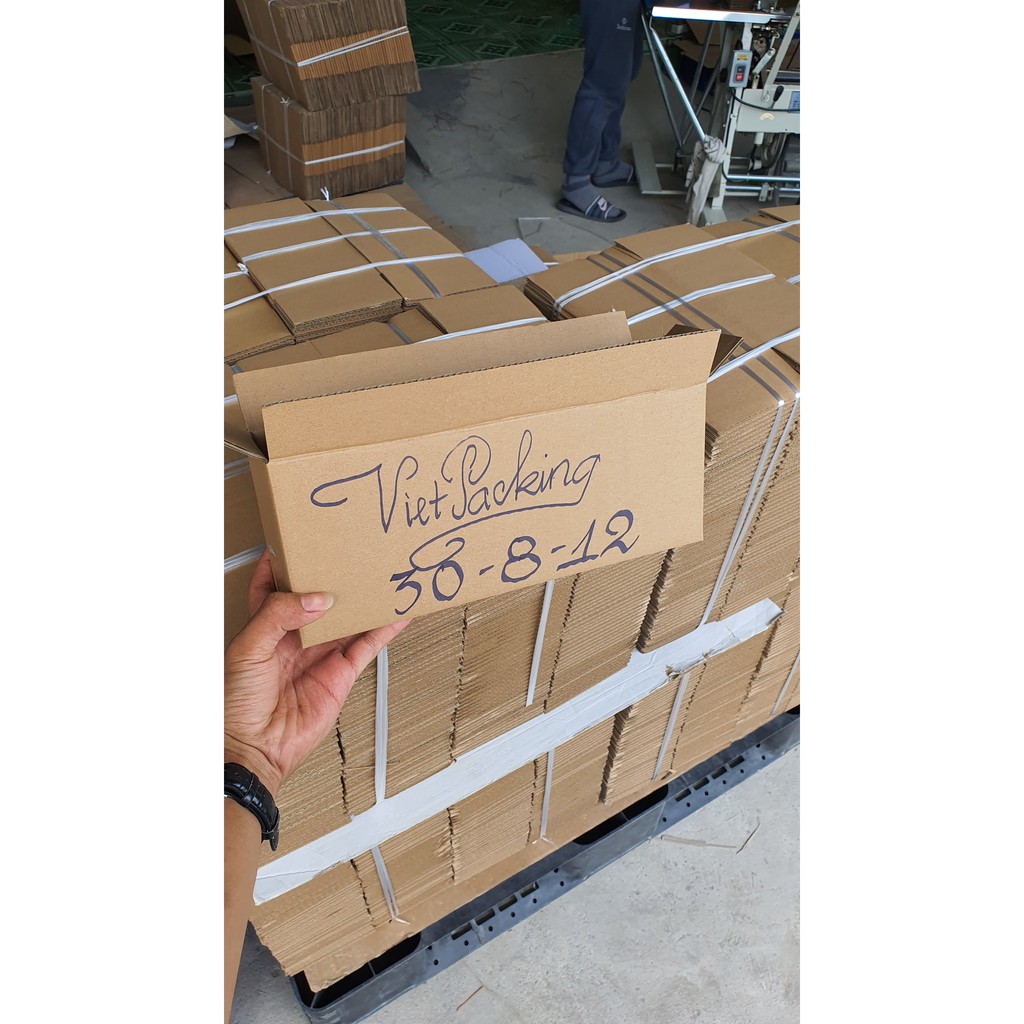 30x8x12 - 25 hộp carton đóng hàng V165