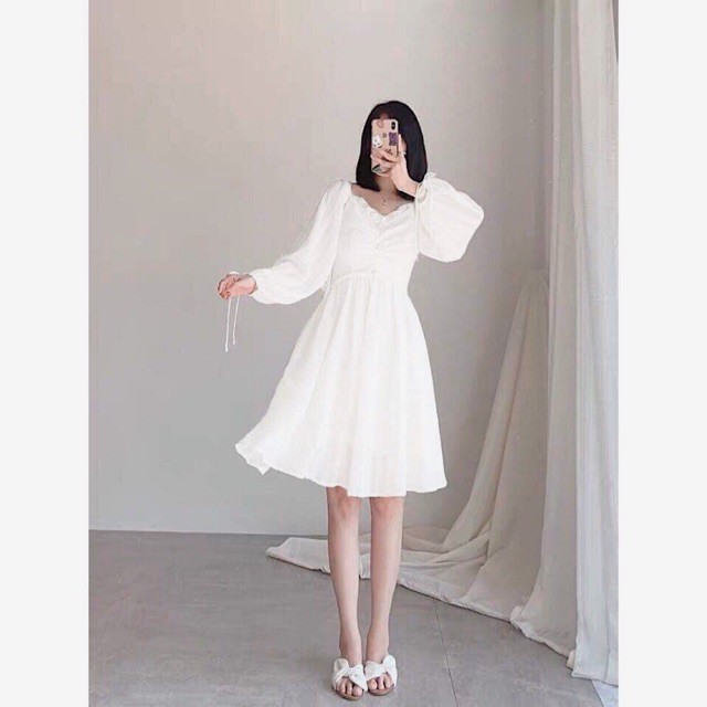 Đầm váy freesize trắng nút bọc cổ bèo