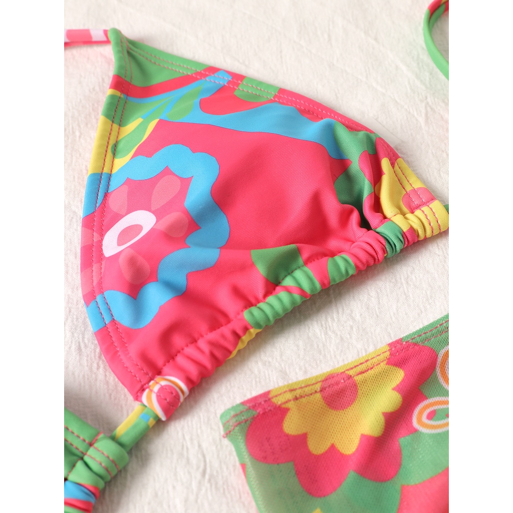 Bộ đồ bơi ba mảnh họa tiết hoa phong cách retro
 | BigBuy360 - bigbuy360.vn