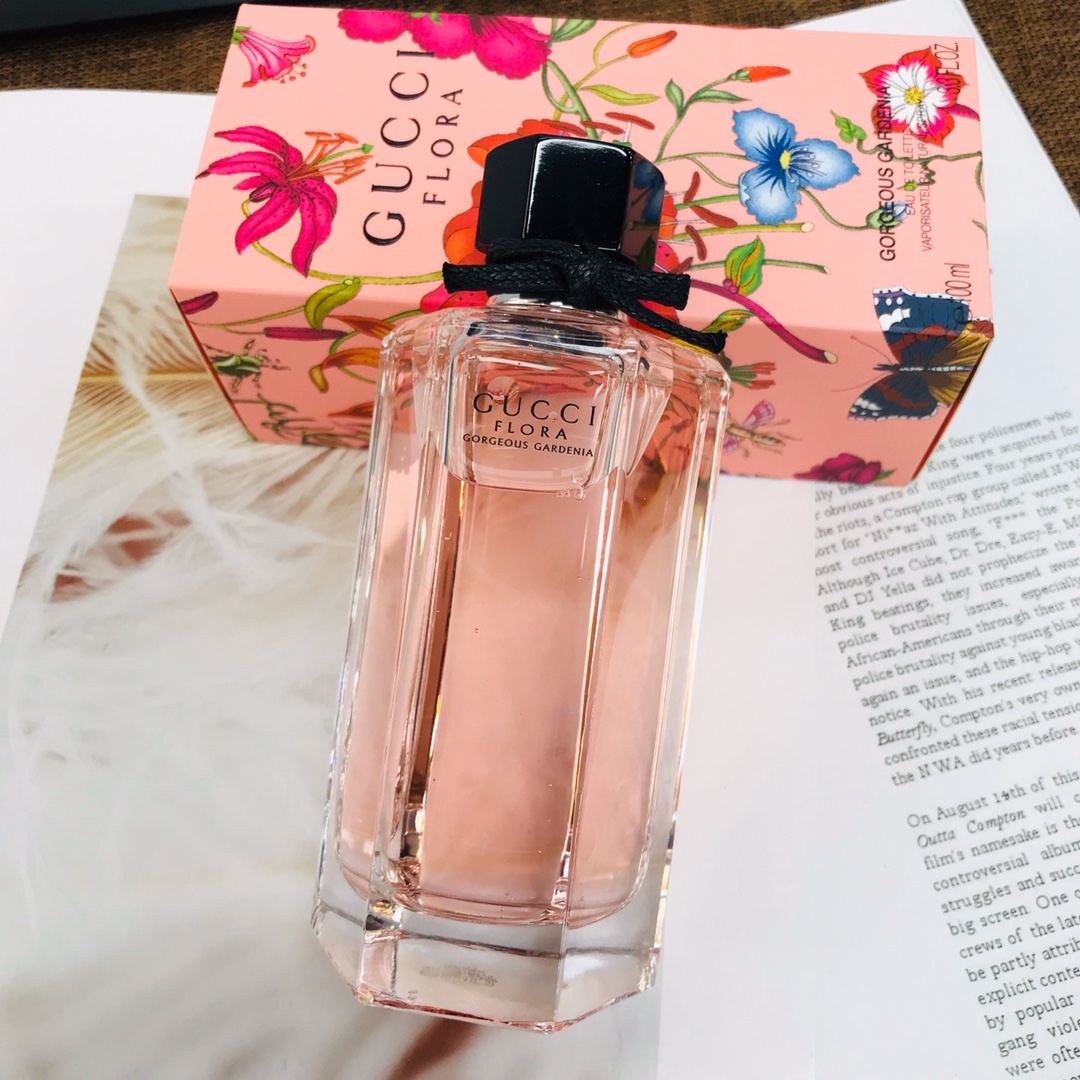 GUCCI Dance Series / Gorgeous Gardenia Eau De Toilette 100ml | BigBuy360 - bigbuy360.vn