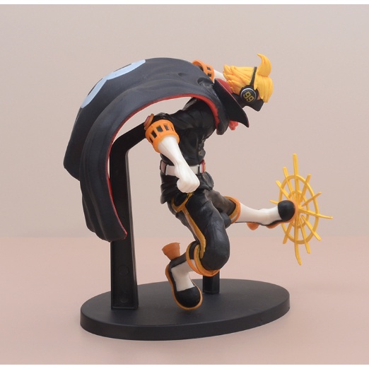 Mô Hình Nhân Vật Sanji Trong Phim Hoạt Hình One Piece