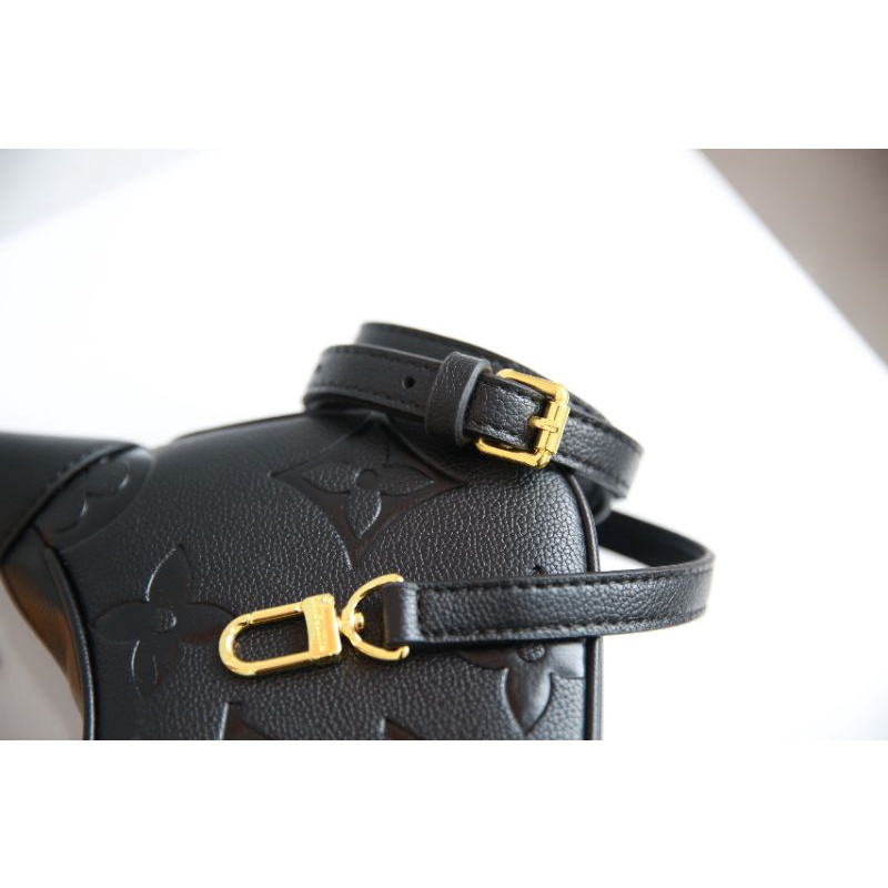 Túi xách nữ LV BAGATE..sz24cm da bò mềm kèm 2 quai fullbox nam châm cực xịn