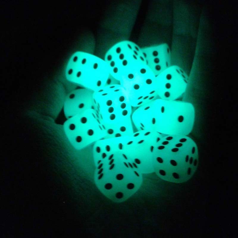 Bộ 06 Xúc Xắc Xí Ngầu 14mm Dạ Quang Phát Sáng Ban Đêm