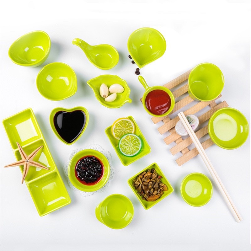Chén đựng nước chấm, gia vị, nước sốt, dĩa hình chiếc lá bằng nhựa cao cấp.