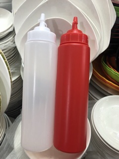 Chai nhựa đựng sốt