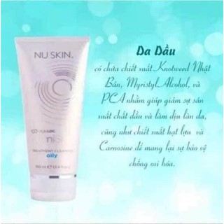 sữa rửa mặt