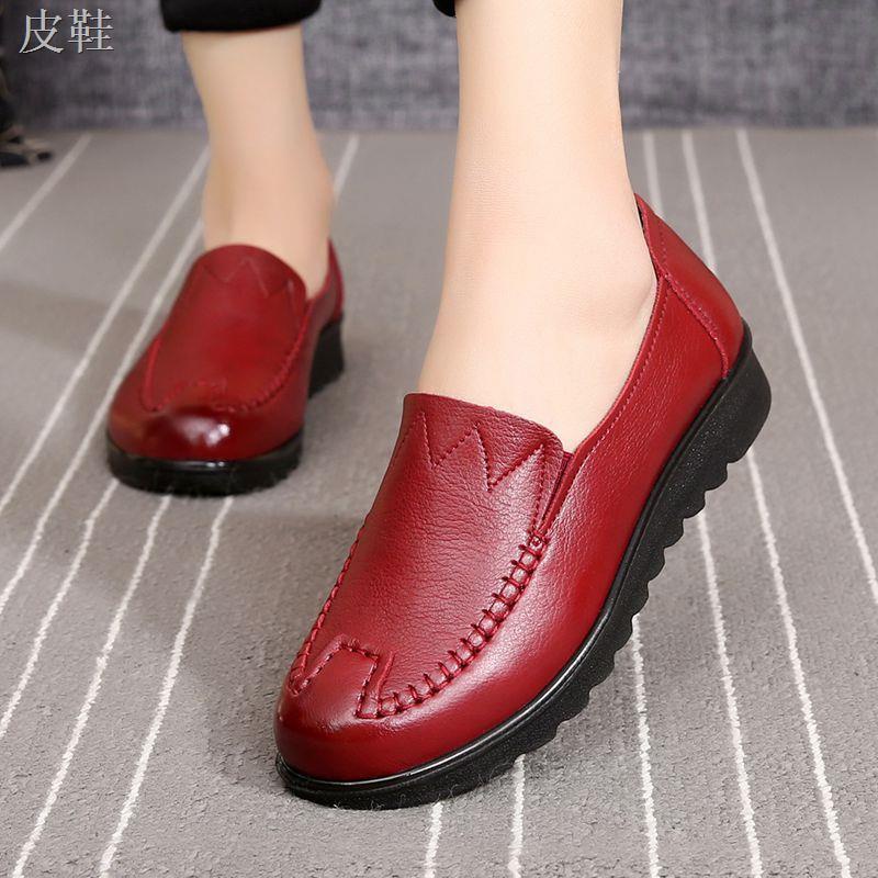 Giày đơn dành cho người trung niên và cao tuổi mẹ mùa xuân thu đế bằng mềm phụ nữ thoải mái không trơn trượt bà già n