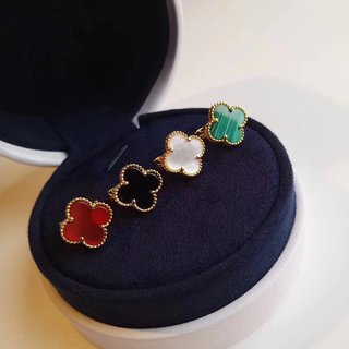 Khuyên Tai Nữ Hình Cỏ Bốn Lá Mạ Vàng Hồng 18K
