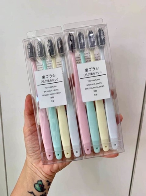 BÀN CHẢI ĐÁNH RĂNG MUJI ( sét 4 chiếc siêu xinh)