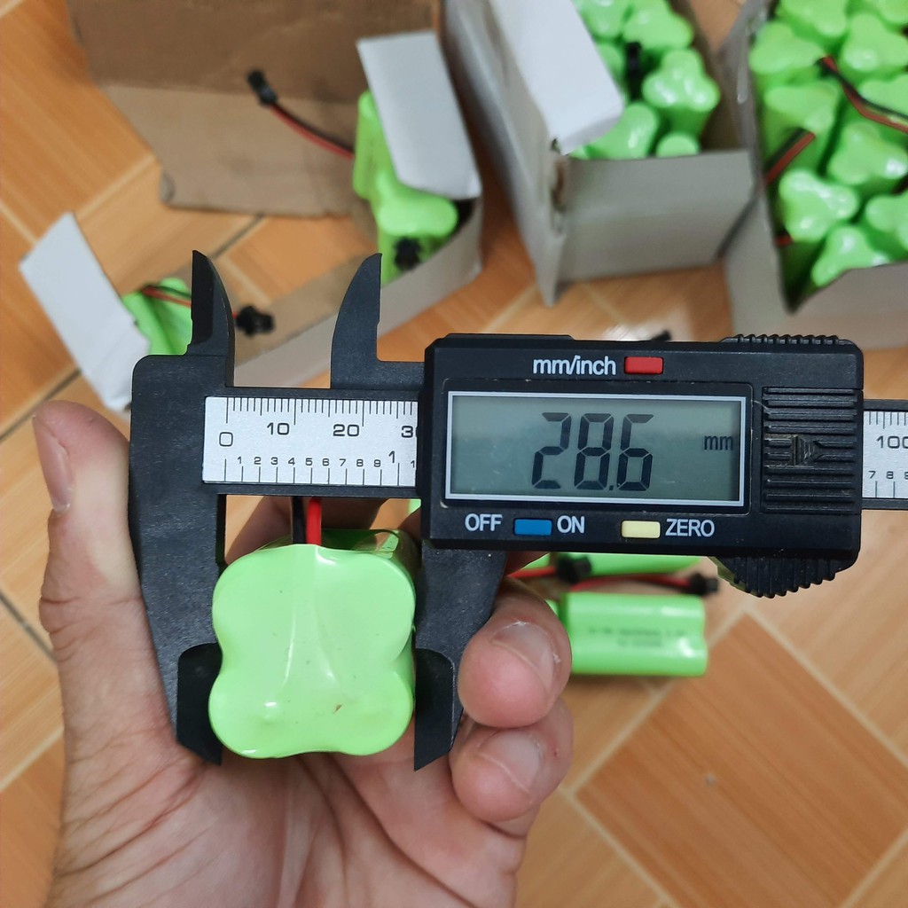 Pin 4.8v 2400mah pin ghép hai hàng cổng nối SM dùng cho xe mô hình điều khiển