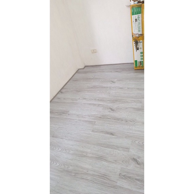 Nẹp Phào Sàn nhựa giả gỗ Loại 1 tốt nhất MF375