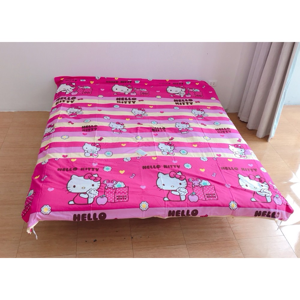 Vỏ chăn mỏng Hello Kitty kích thước 200cm x 200cm
