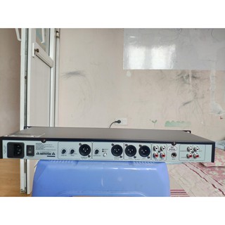 Vang cơ chống hú Domus T6