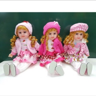 Búp bê nga biết hát