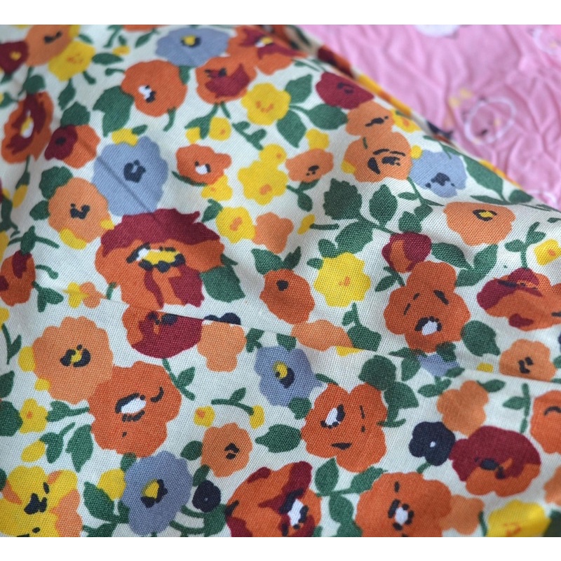 SALE Bộ bé gái áo nhún quần bí hai màu Touch