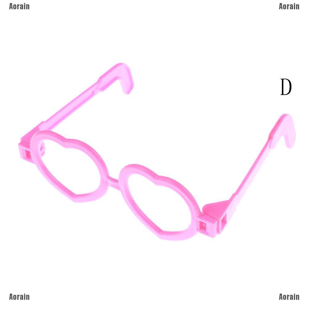 Kính Mát Gọng Trái Tim Cho Bác Sĩ