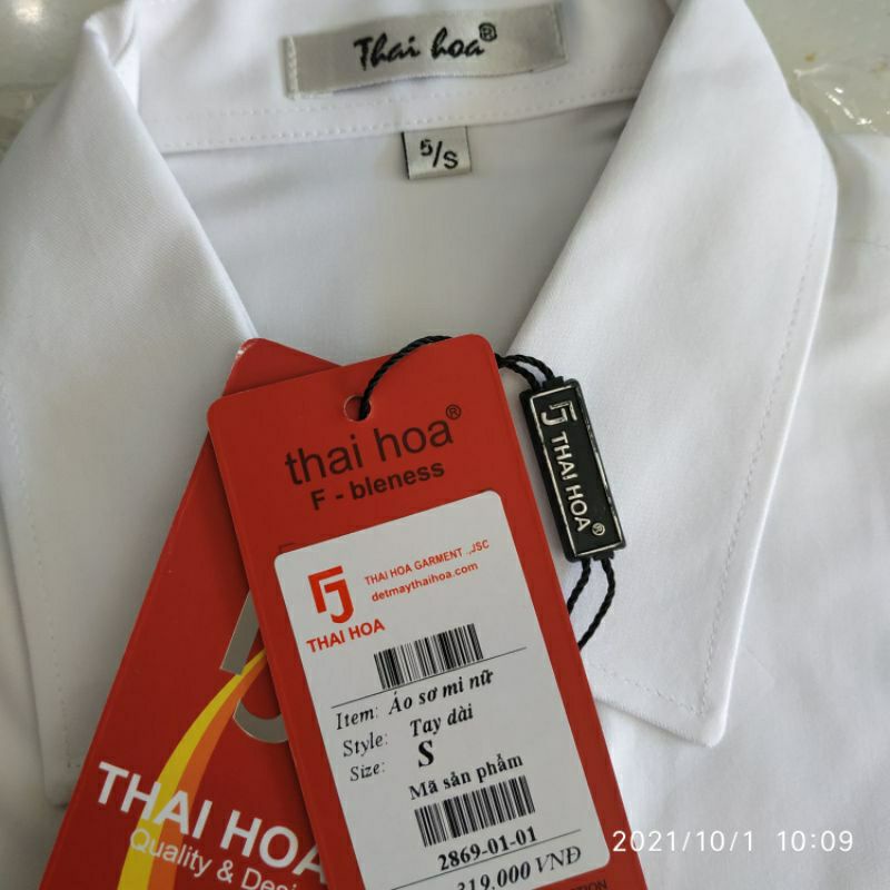 Áo sơ mi Thái Hoà màu trắng vải sợi tre siêu mịn mát 2869-01