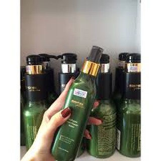 Xịt dưỡng Collagen phục hồi tóc SOPHIA 250ml
