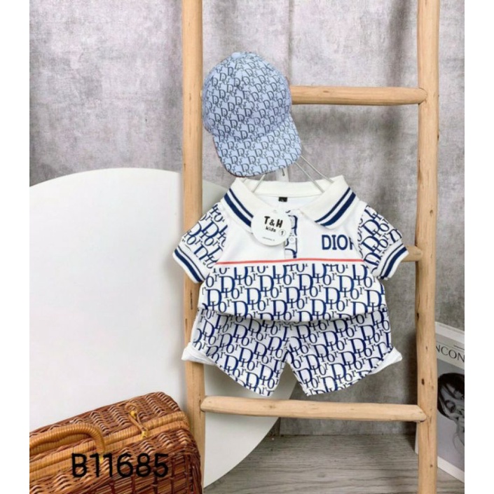 Set dior 3 chi tiết chất liệu cotton kèm nón cho bé trai từ 10-20kg