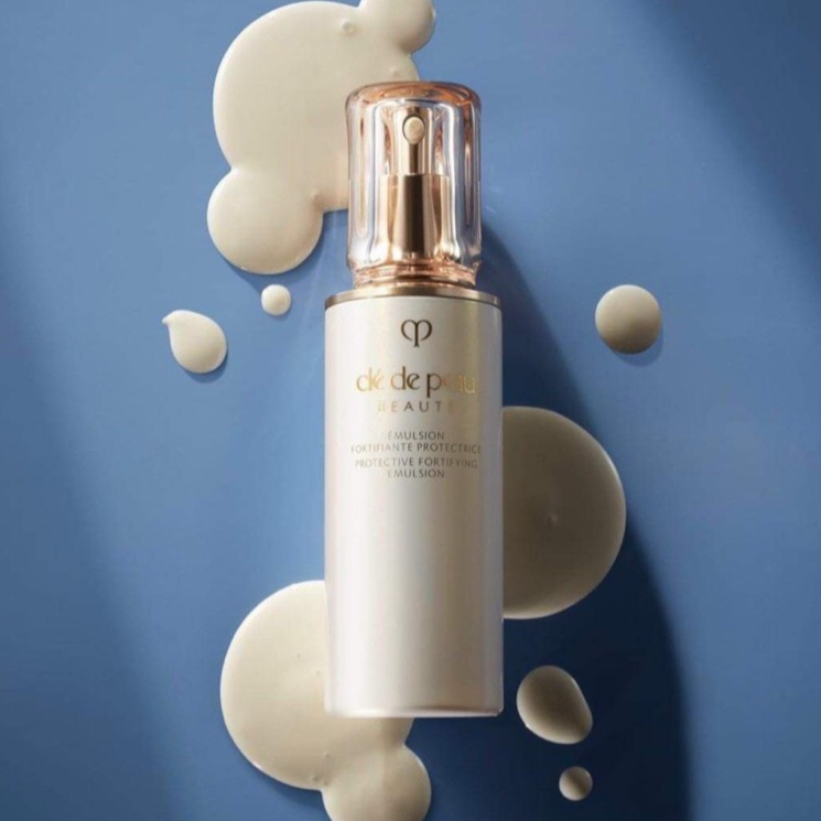 Sữa dưỡng Ngày Cle De Peau Protective Fortifying Emulsion