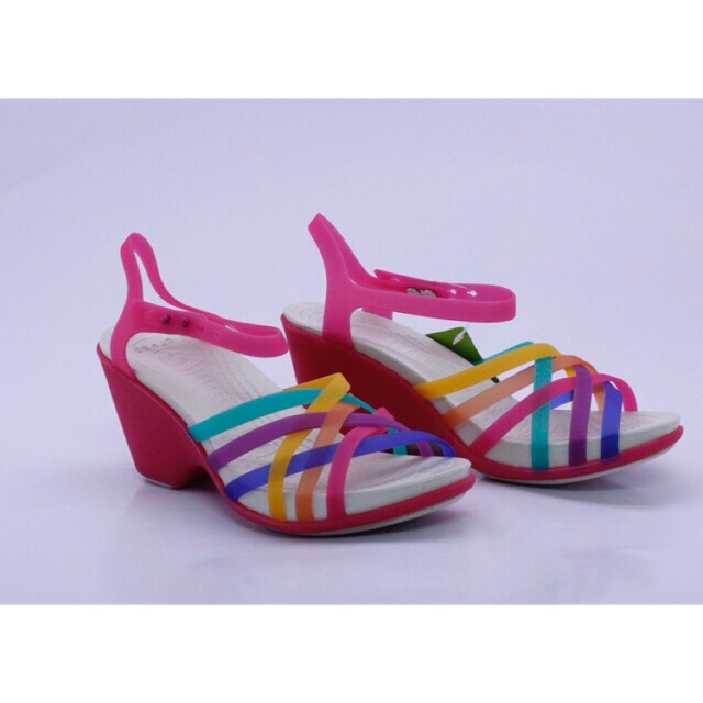 Sandal cao 7cm hãng cros- size 7