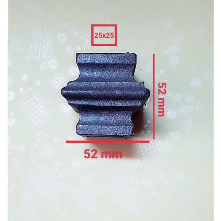 Ổ gang đúc xỏ cây sắt vuông 25x25