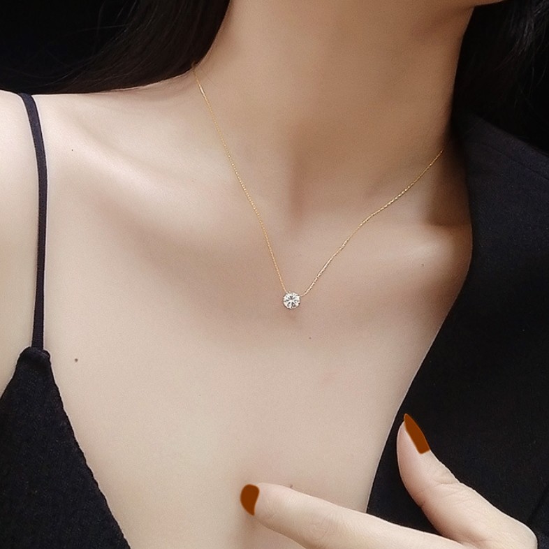 Dây chuyền titan nữ mặt viên đá nhỏ sáng lấp lánh không đen gỉ