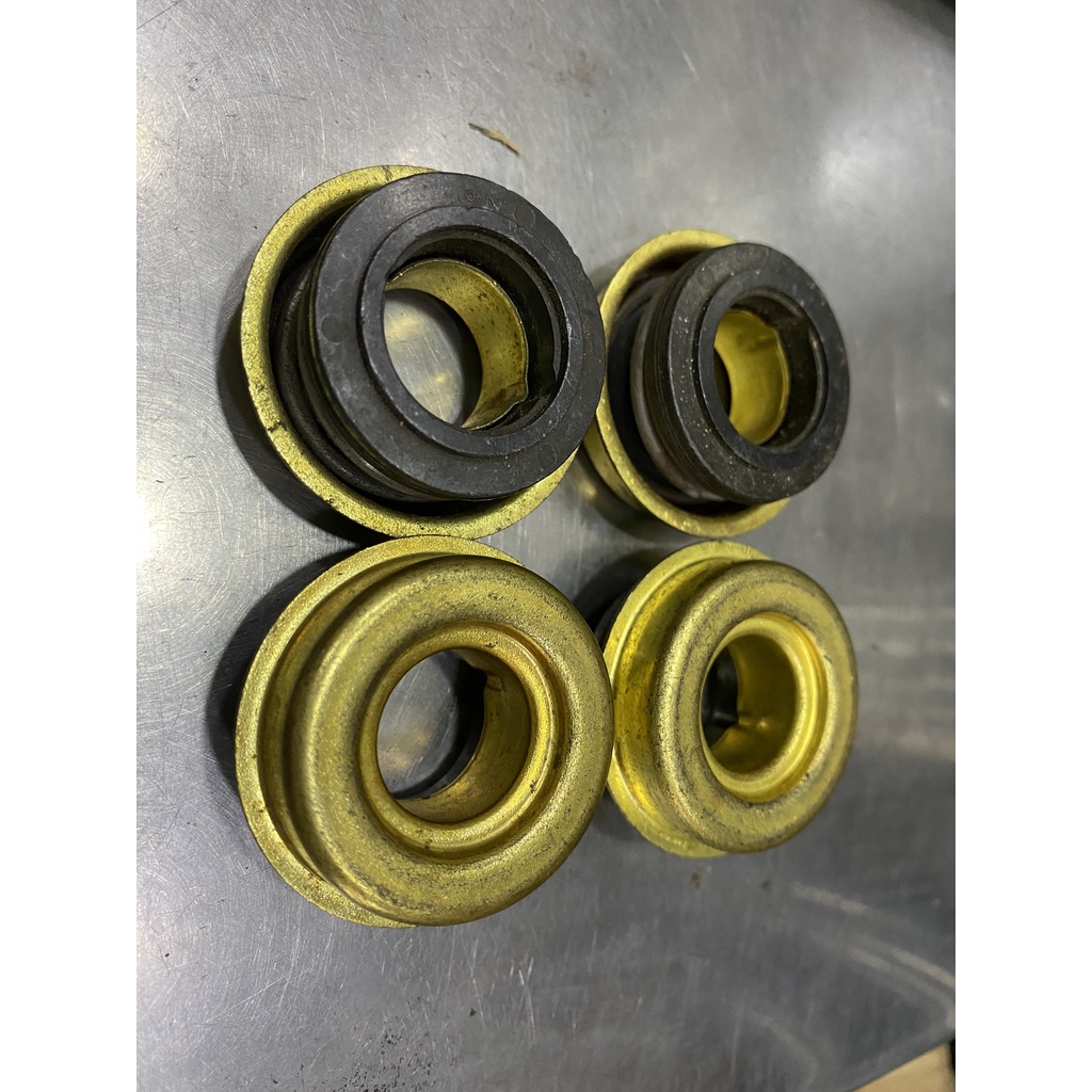 Phớt, phót bơm nước ô tô Mỹ, lỗ 17mm, cao 19mm