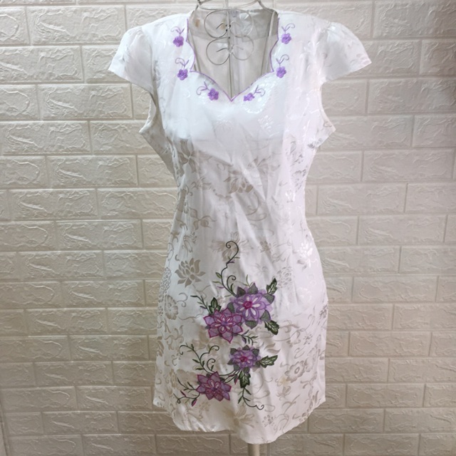Sườn xám 420k chọn trên live