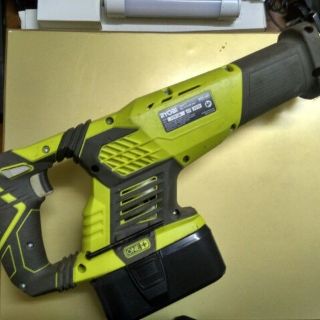 Cưa kiểm Ryobi 18V