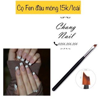Cọ phen đầu móng