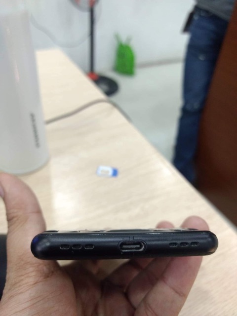 Blackberry Keyone Black Quốc Tế Ram 3GB/32GB ROM