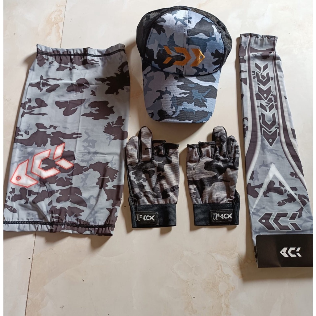SALE Mạnh Combo đaiwa cao cấp đa năng gồm_mũ , khăn bịt mặt , găng tay ,bao cánh tay