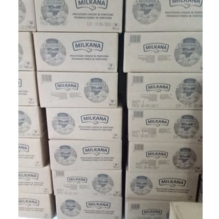 1 Thung Phomail Milkana 240g (18 Hộp)
