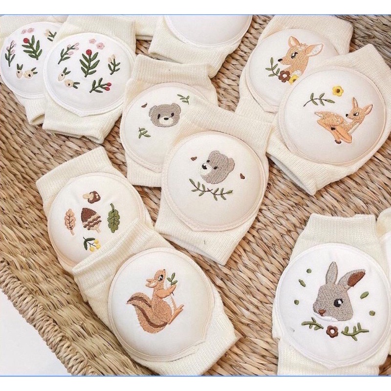 Miếng lót bảo vệ đầu gối cho bé tập bò