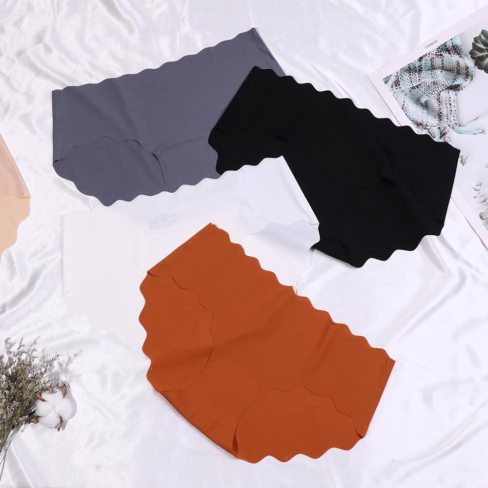 YVE Quần Lót Cạp Thấp Nhún Bèo Màu Sắc Đơn Giản