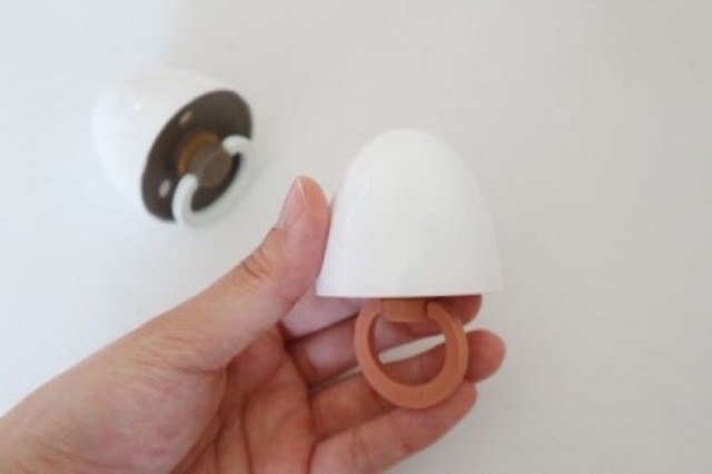 Nắp Trứng Ti Giả Bibs Cho Bé