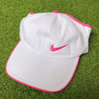 Nón kết thể thao nữ thêu logo viền hồng siêu thời trang (giá hạ nhiệt)