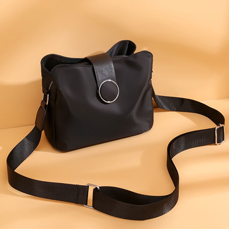 Túi Đeo Chéo Bằng Vải Oxford Chống Nước Sức Chứa Lớn Màu Trơn Có Dây Điều Chỉnh Dành Cho Nữ