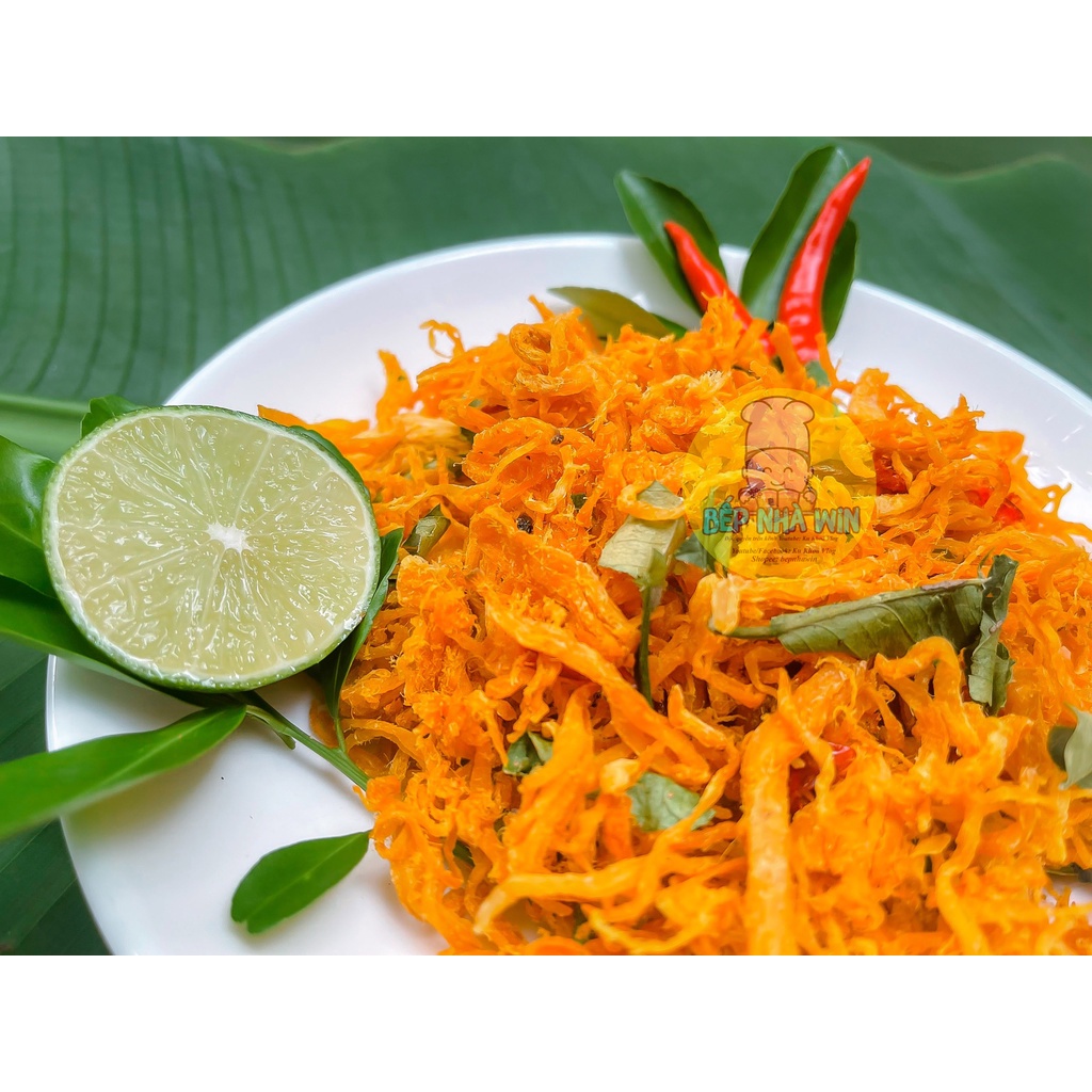 [Mã GROXUAN1 giảm 8% đơn 150K] Khô Gà Lá Chanh 400gr - Bếp Nhà Win ( Ku Khoa Vlog ) | BigBuy360 - bigbuy360.vn