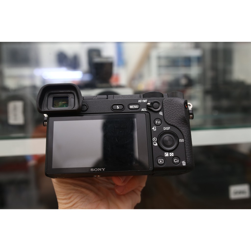 MÁY ẢNH SONY A6300 - DÒNG MÁY ẢNH CÓ CẢM BIÊN 24.2MP, QUAY 4K, CHỤP LIÊN TIẾP 11fps | BigBuy360 - bigbuy360.vn