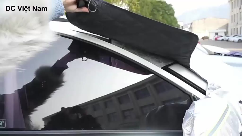 Tấm bạt che chắn nắng ngoài kính lái xe ô tô và hông xe và gương chiếu hậu LOẠI 4 LỚP -HÀNG LOẠI 1 TRÁNG NHÔM | BigBuy360 - bigbuy360.vn