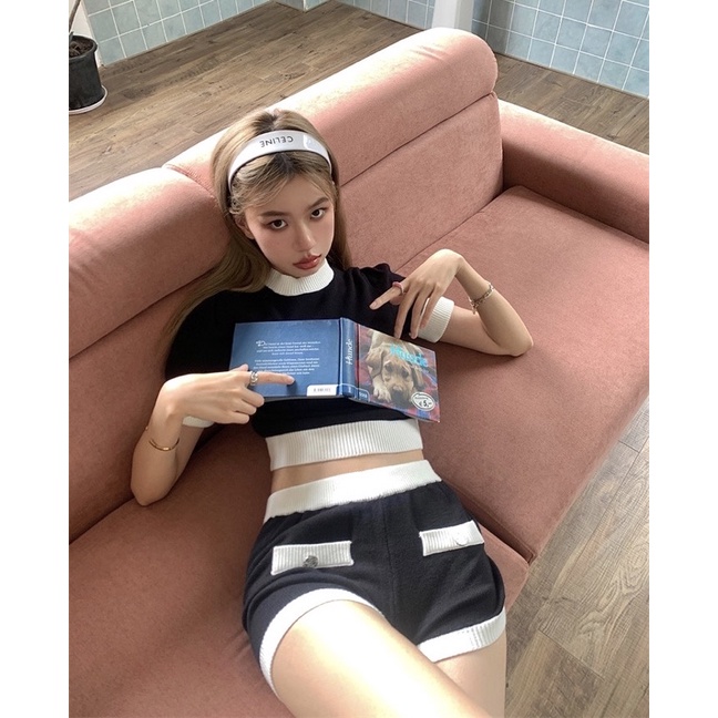 Áo croptop + quần ngắn thể thao Ulzzang