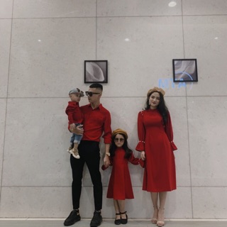 Đồng phục gia đình lịch sự - đồ gia đình màu đỏ - áo gia đình mặc Tết - váy áo gia đình màu đỏ nổi bật