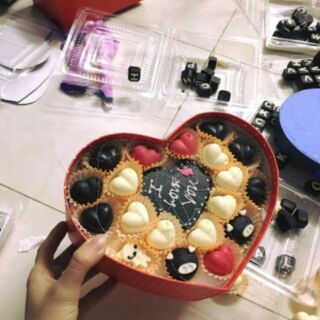 Cupcake mini 2 x 2.5 cm (80-100c) (màu bất kỳ)