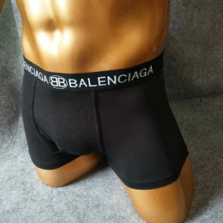 Hộp 4 quần boxer Balenciga
