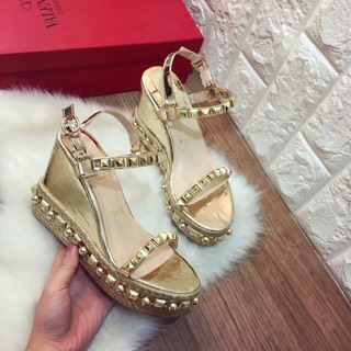 🍒 Sandal louboutine