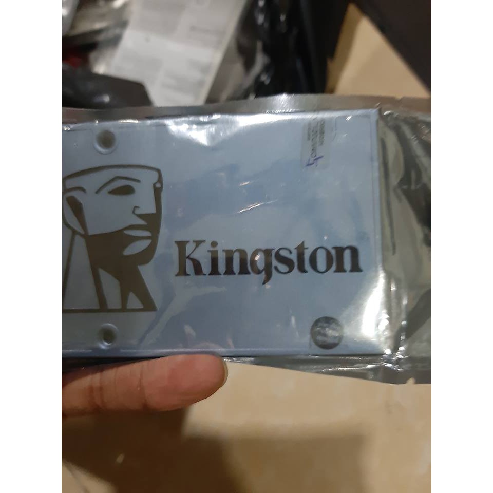 SSD kingston uv400 120gb thanh lý công ty