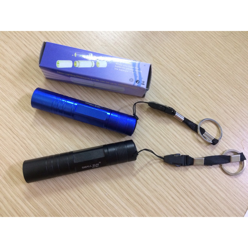 Đèn pin mini cầm tay ZY511
